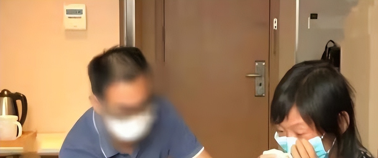 2020年上海交大女博士治癌需80万，丈夫跪地求离婚：求你放我一马