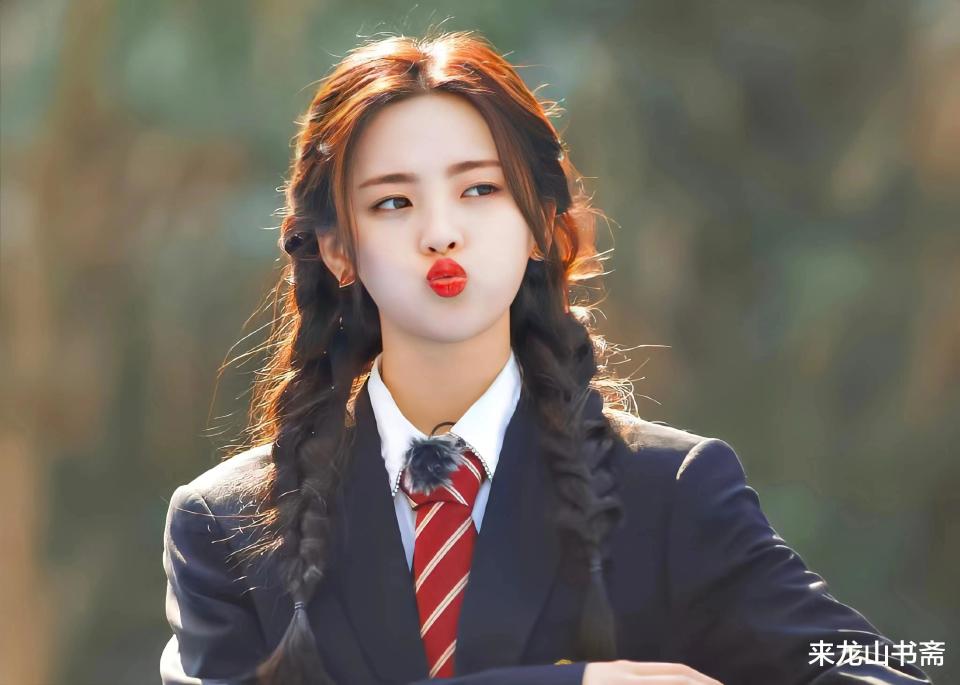 五本精品*场官**小说，山村里走来大学生，在众生百态的*场官**苦苦挣扎