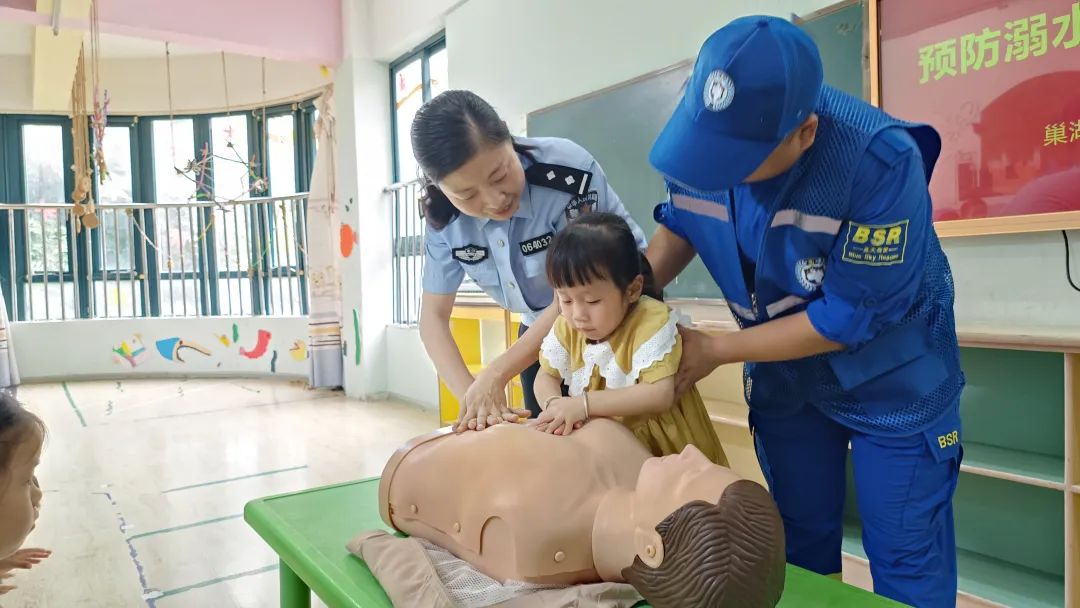 想要六一儿童节礼物的说说,充满爱的儿童节礼物