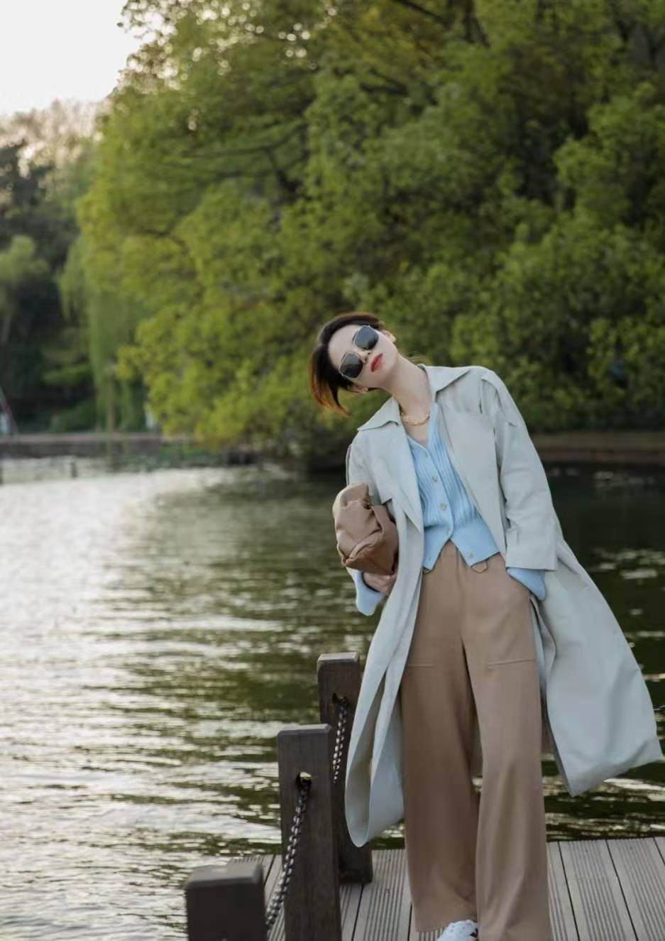 风衣里穿什么内搭好看,145-150矮个子粉色风衣雪纺内搭夏