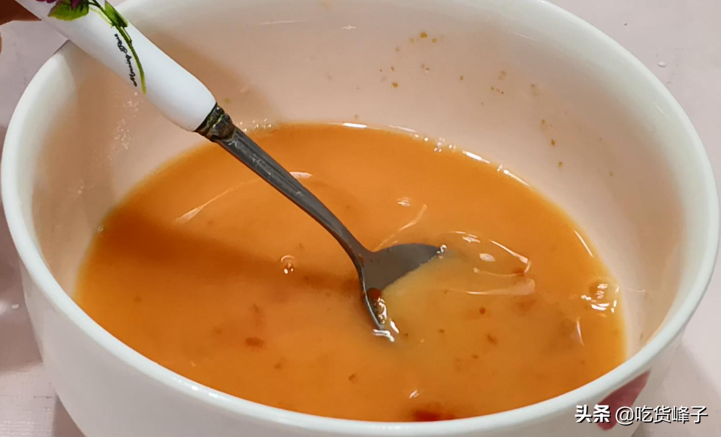 大虾这样做比清蒸油焖好吃百倍,特别大的大虾做法又简单又好吃