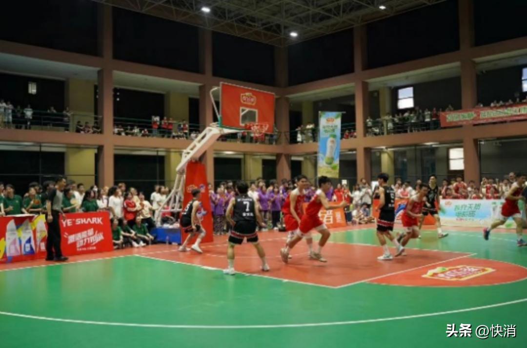 从冠名体育赛事，到占领终端冷柜，欢乐家打赢这场“夏季饮料战”