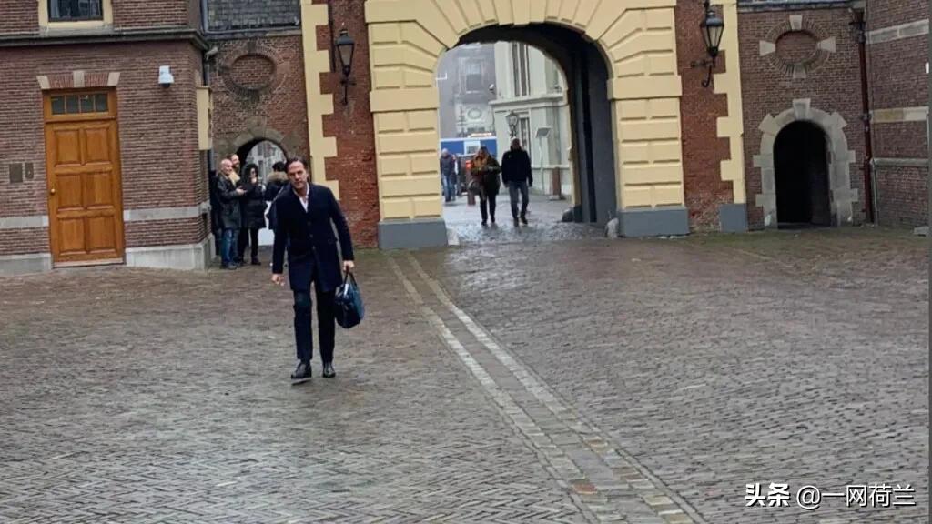 荷兰今晚最新消息,荷兰什么时候解除封闭