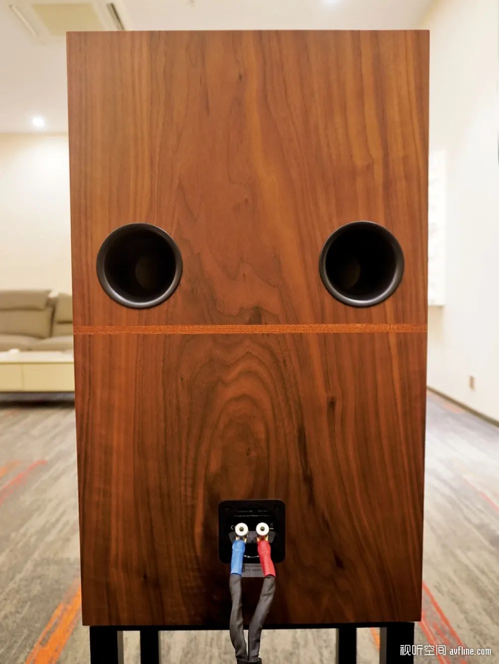 现代经典的复古风情：法国RevivalAudio法宝Atalante5书架式音箱