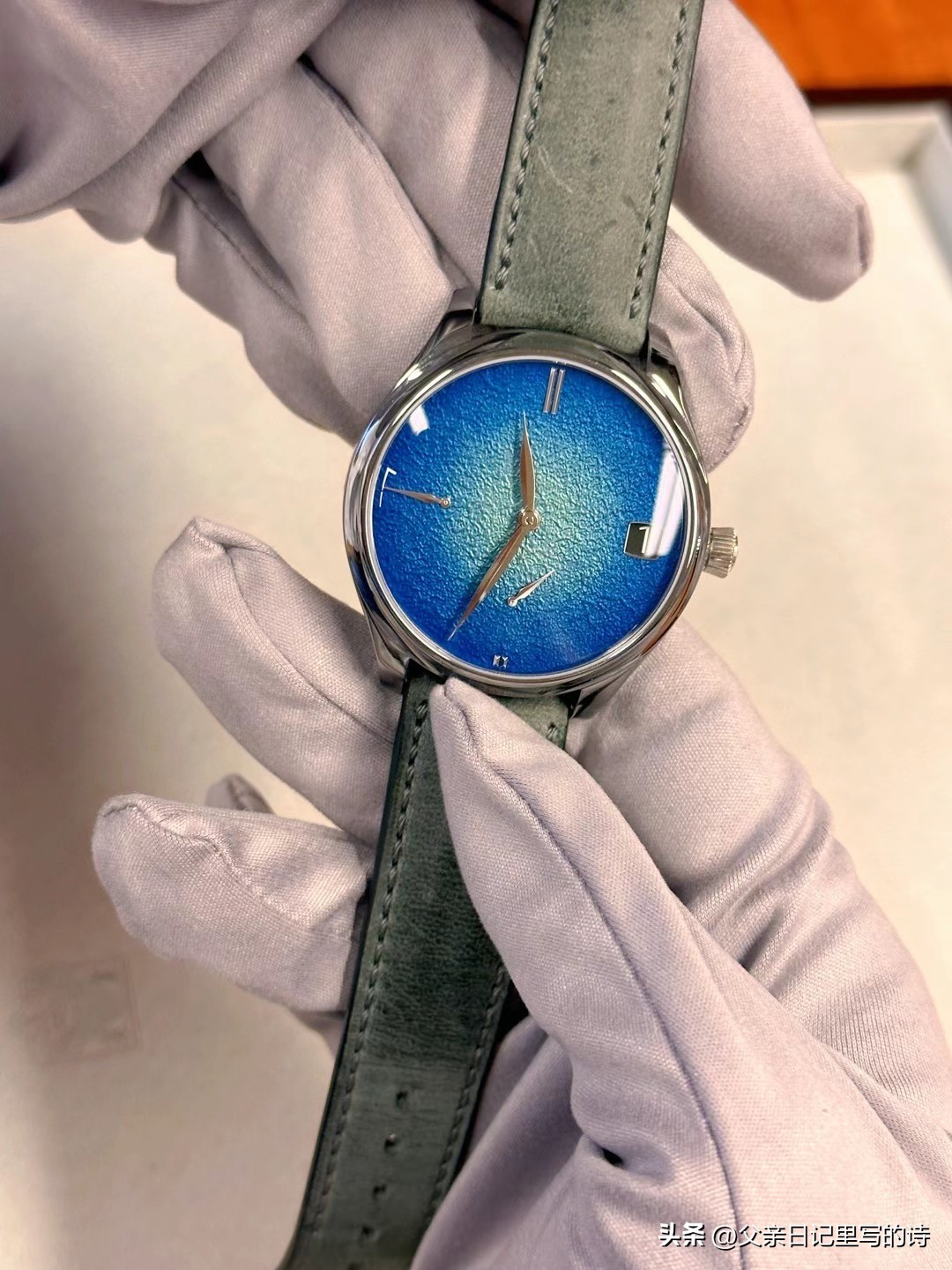 男人手表和手串该怎么佩戴,男人30-40岁适合戴哪款手表