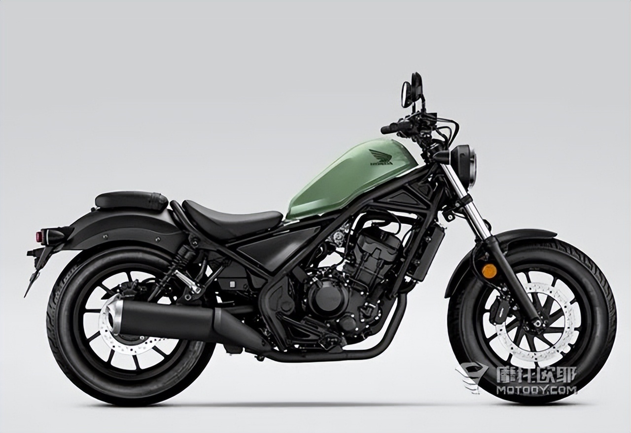 年轻人喜欢巡航车,苍云300和cm300的驾驶感受