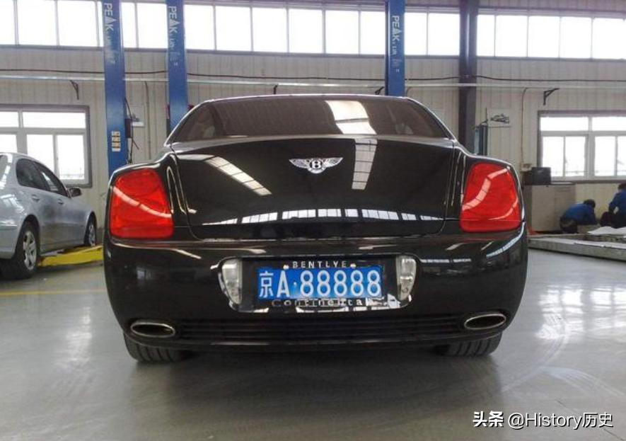 李晓华：京A00001、京A88888的拥有者，中国第1个开上法拉利的人