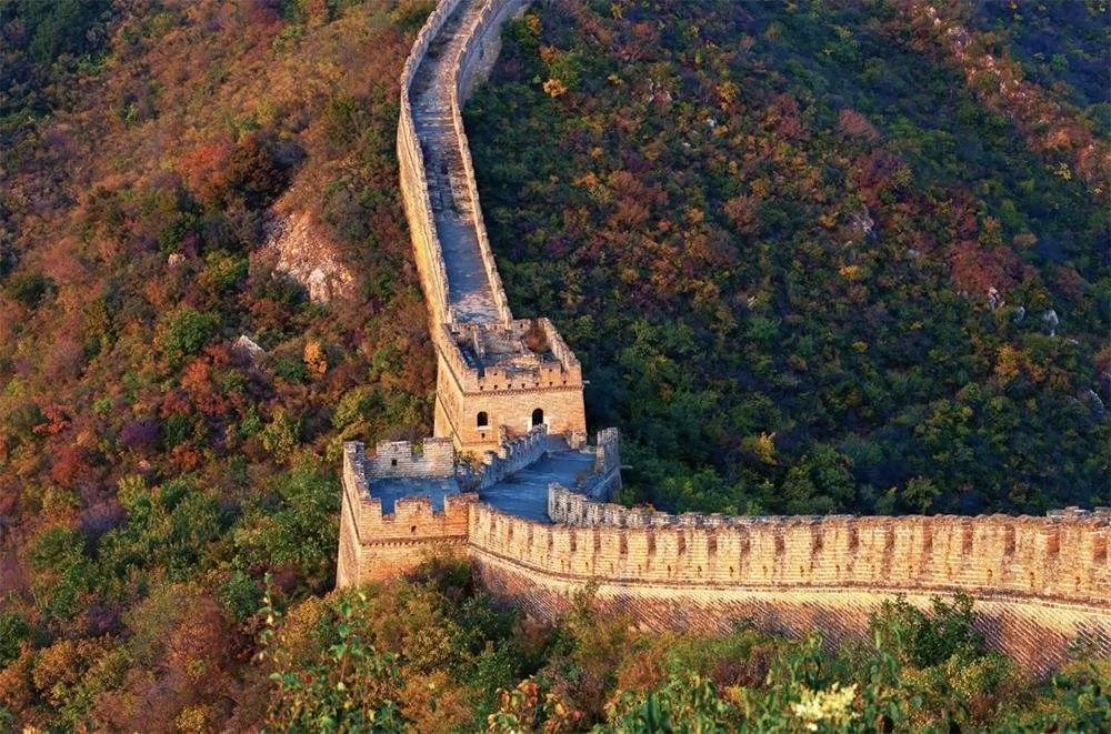 万里长城今犹在不见秦始皇的意思,万里长城今犹在不见秦始皇原句