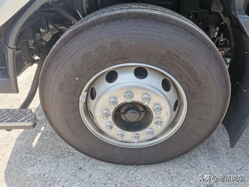 飞碟w7金牛座,飞碟w7轻卡配置