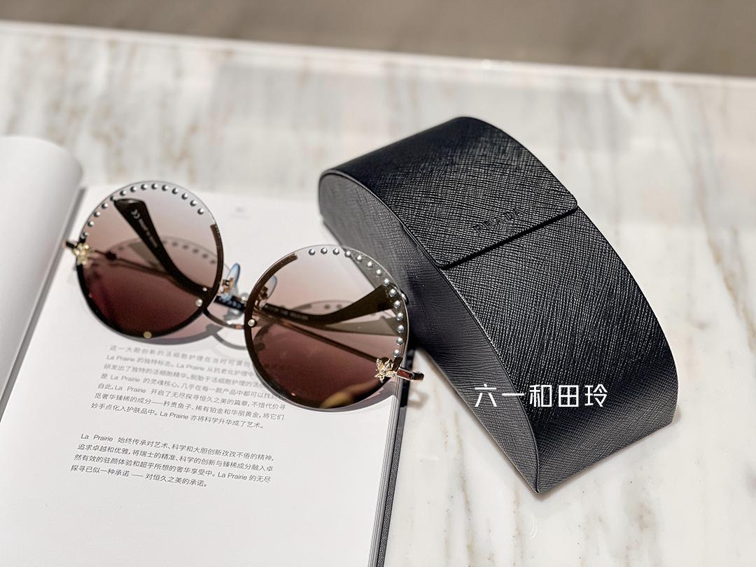 男生墨镜怎么选择适合自己的脸型,瓜子脸型的人适合戴什么样的墨镜