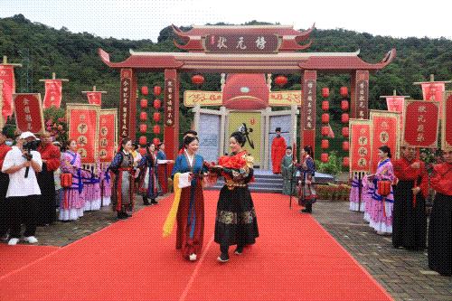 状元及第！文、武状元@小心头-小意头巡游东莞观音山，现场送喜