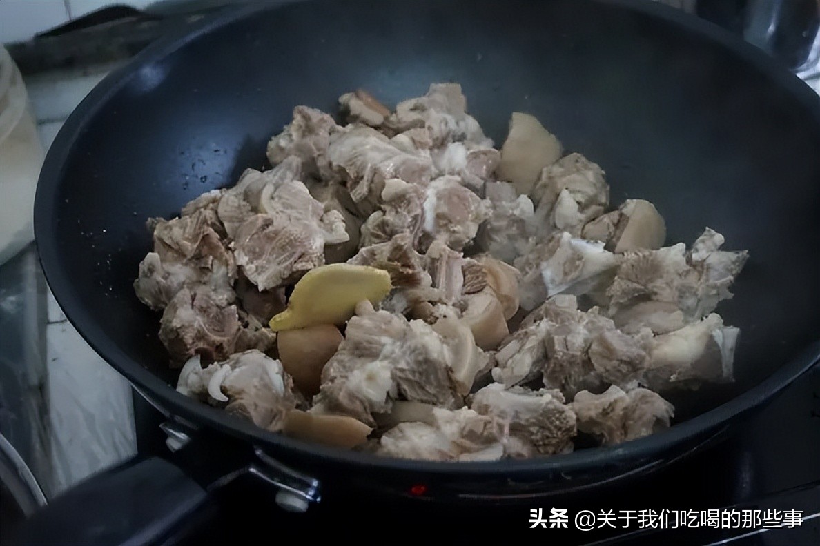 内蒙二姐炖羊肉的做法和配方,大锅羊肉怎么炖又嫩又好吃