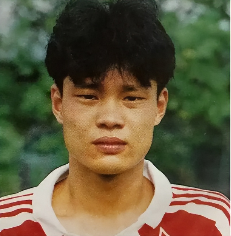 不会真的有人对范志毅的了解仅限于“脸都不要了”吧