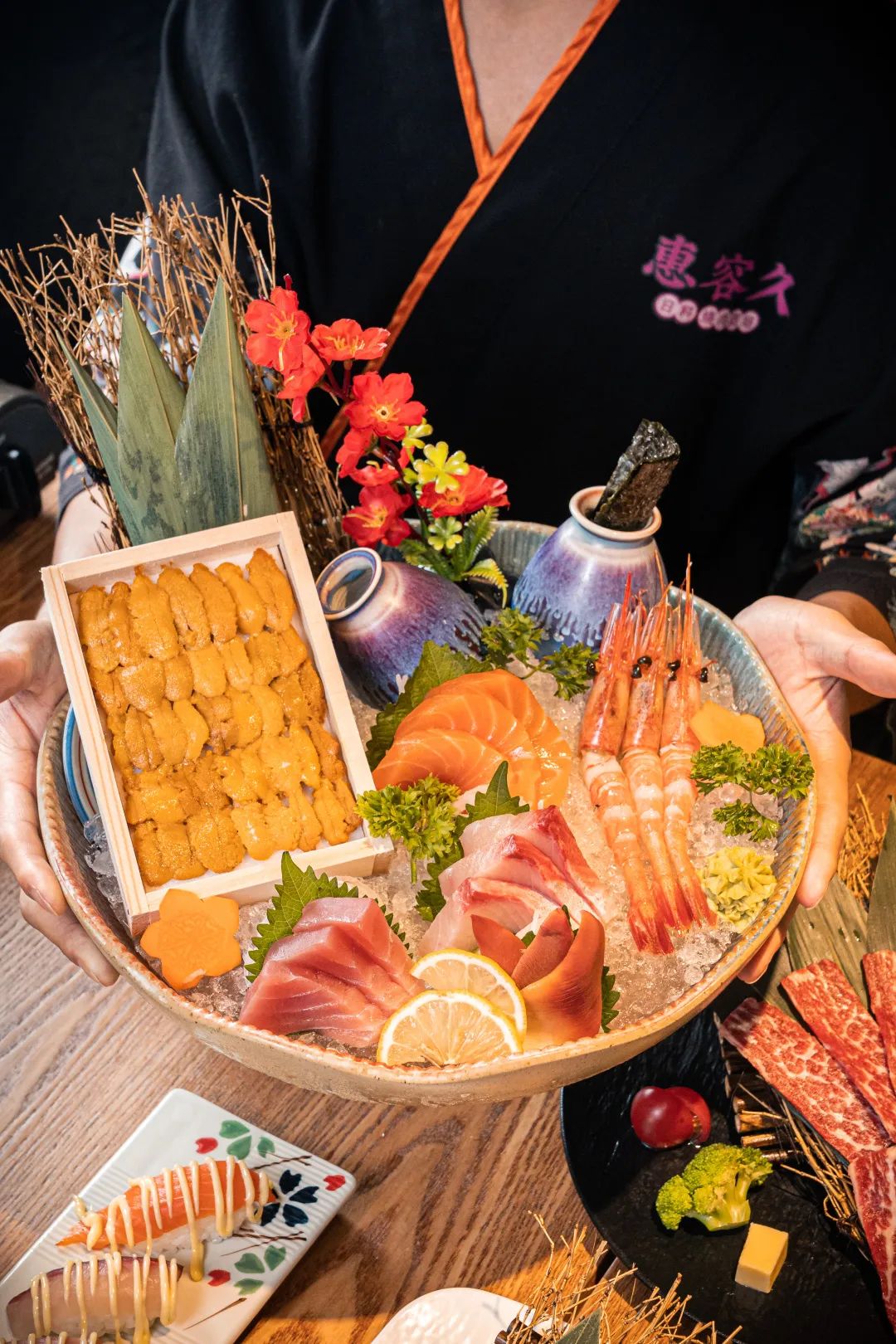 魔都首家烤鸵鸟蛋专门店，日料界新晋流量密码