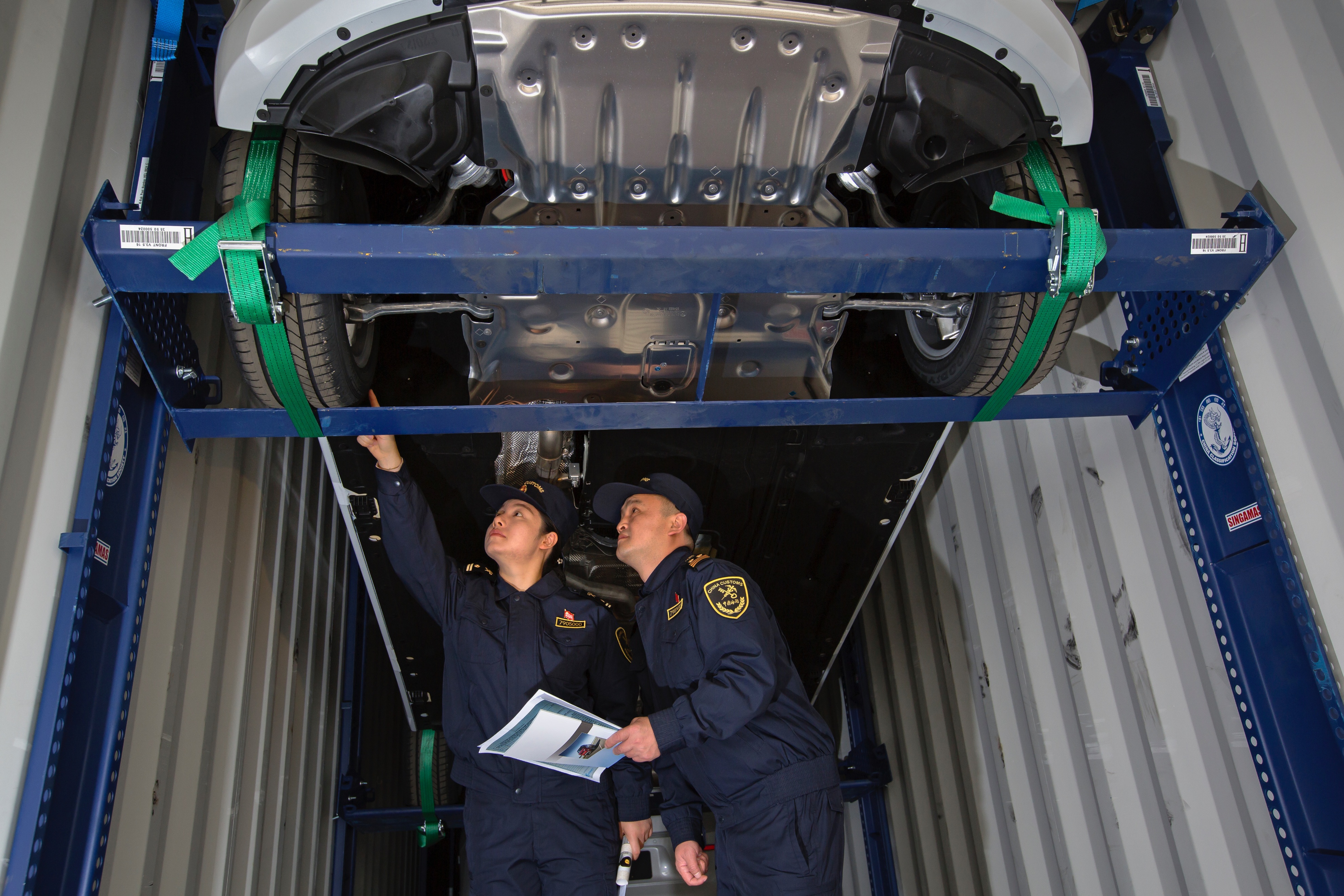 外贸进出口总值同比下滑8.6%,外贸进出口强劲增长