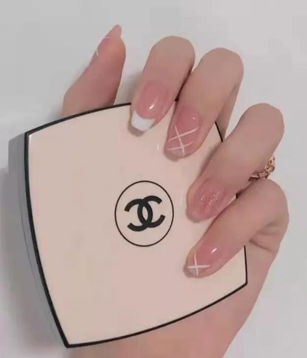 适合美甲师的美甲图片,美甲师必学款式图片