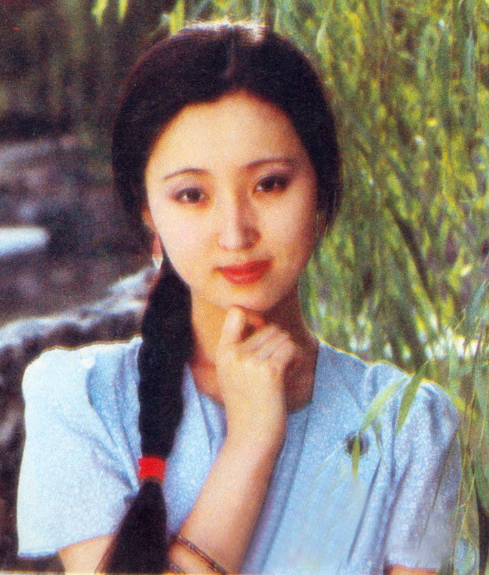 陈晓旭病逝15年：两任丈夫都有痛，年迈父母的眼泪至今未干