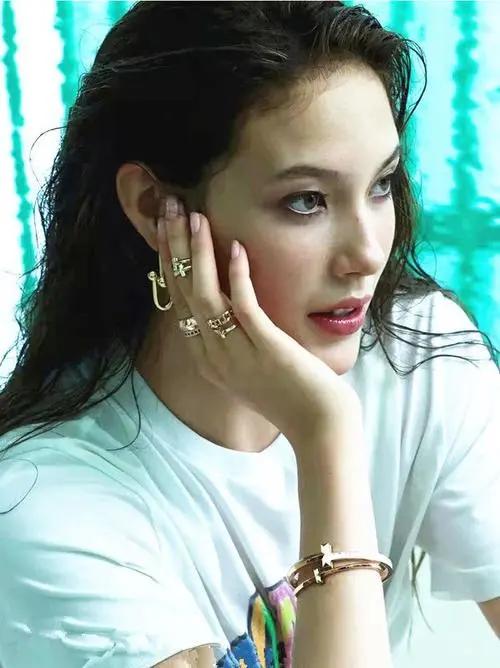 谷爱凌从小为什么去美国,谷爱凌在美国生活