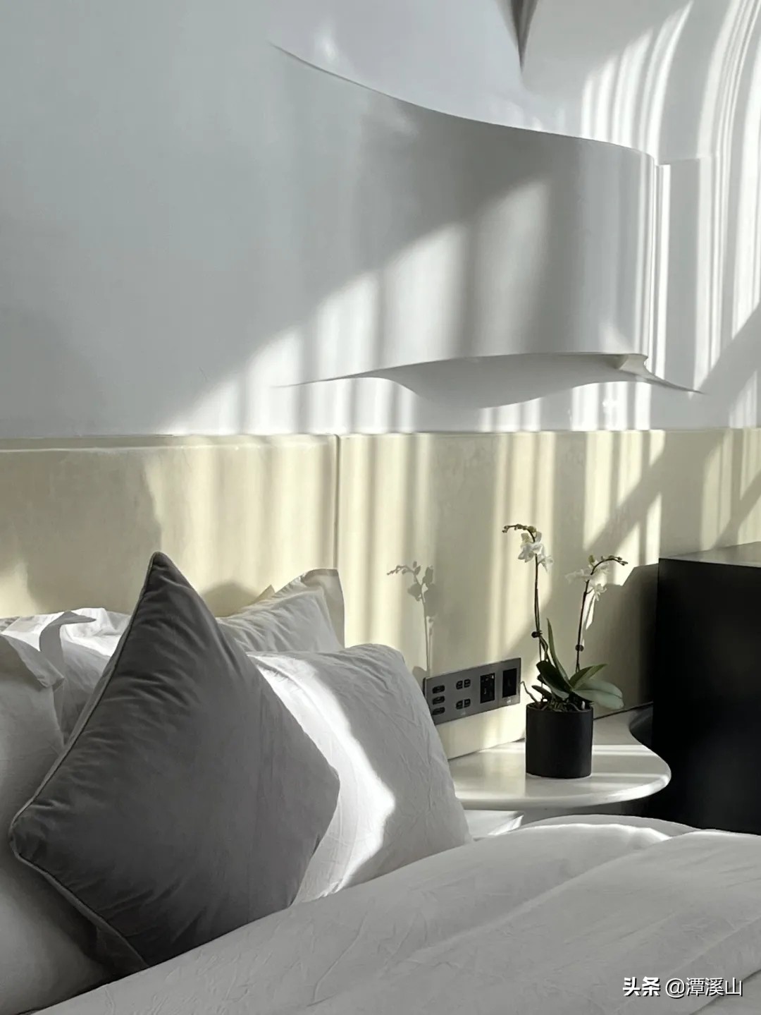 他们在潭溪山森林打造儿童魔法剧、公路咖啡车和悬崖下午茶，只为在寒冬把温暖送给你