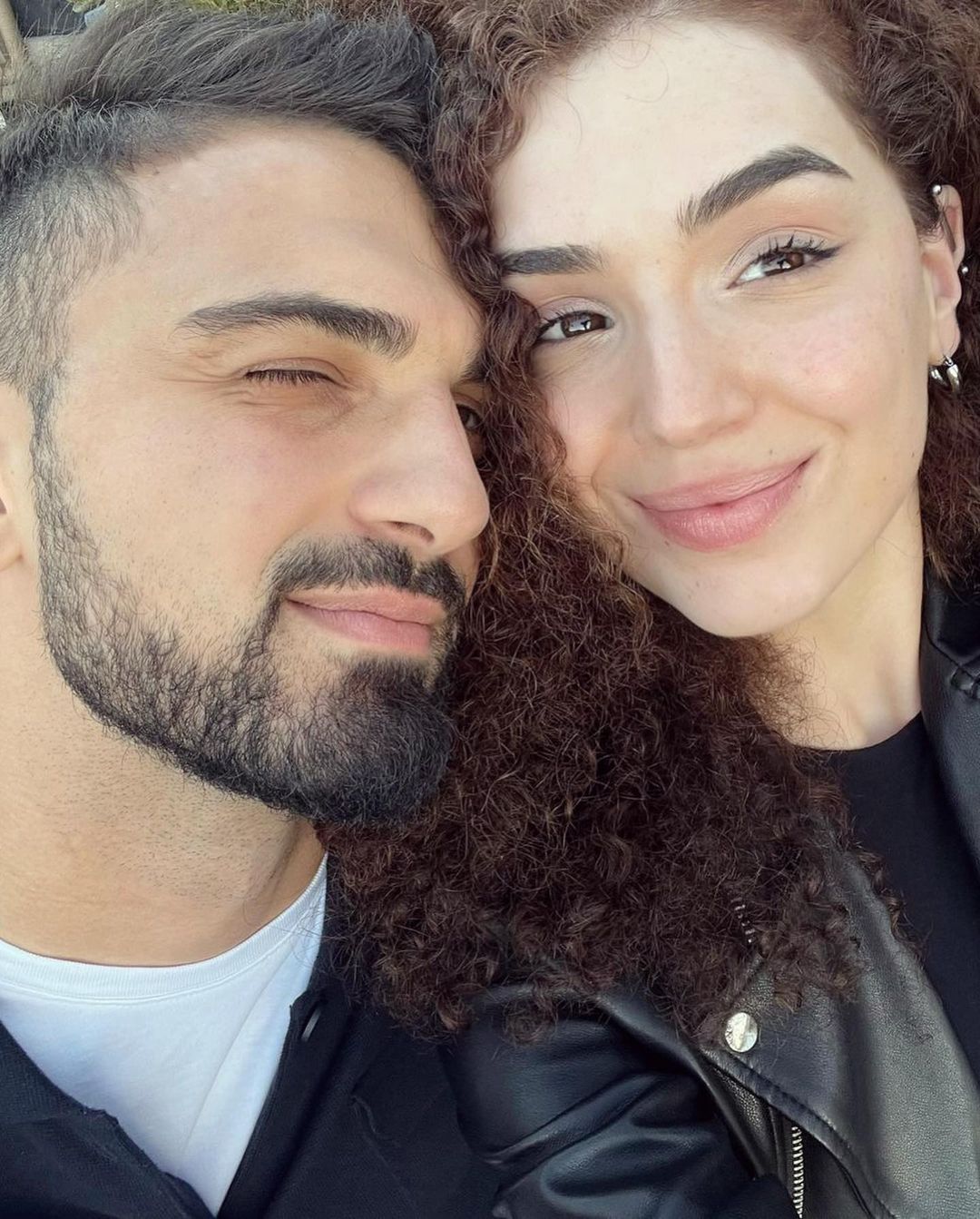 职场失意，情场得意！一起来认识下未来西甲最佳门将的女友