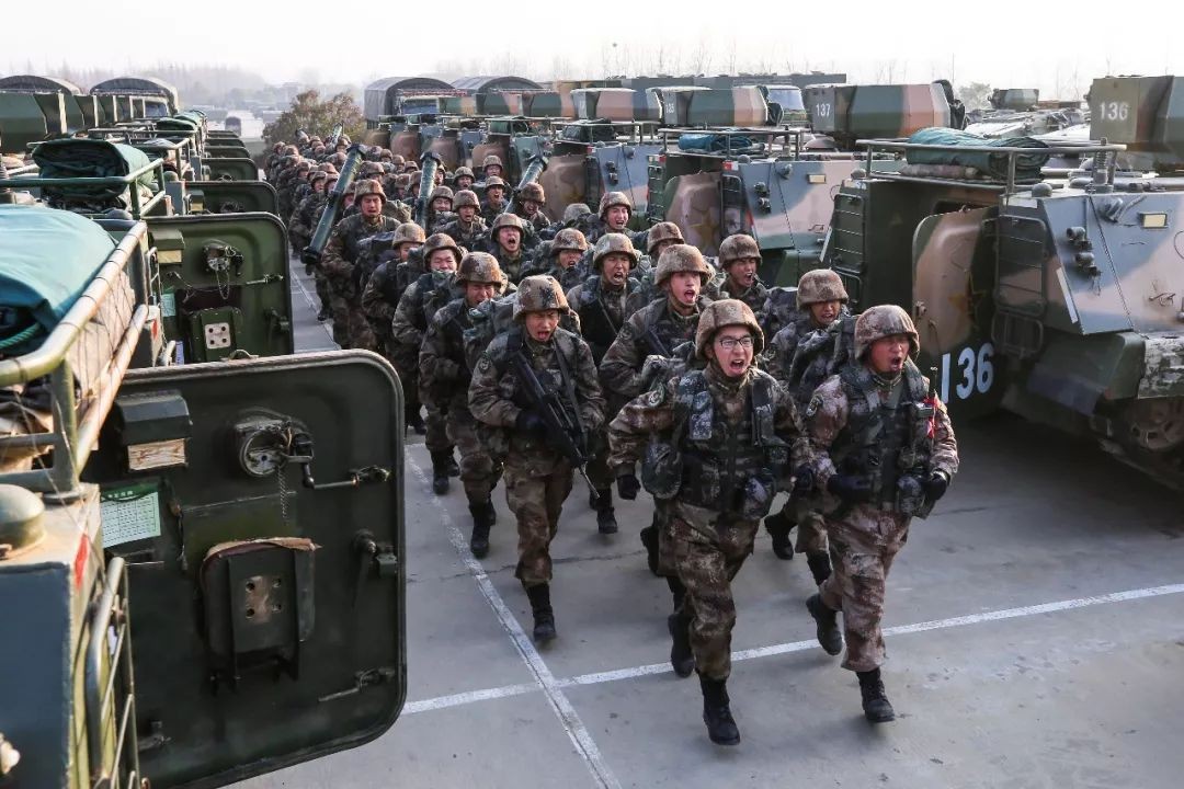 解放军新型5.8毫米机枪,俄式新型7.62毫米机枪