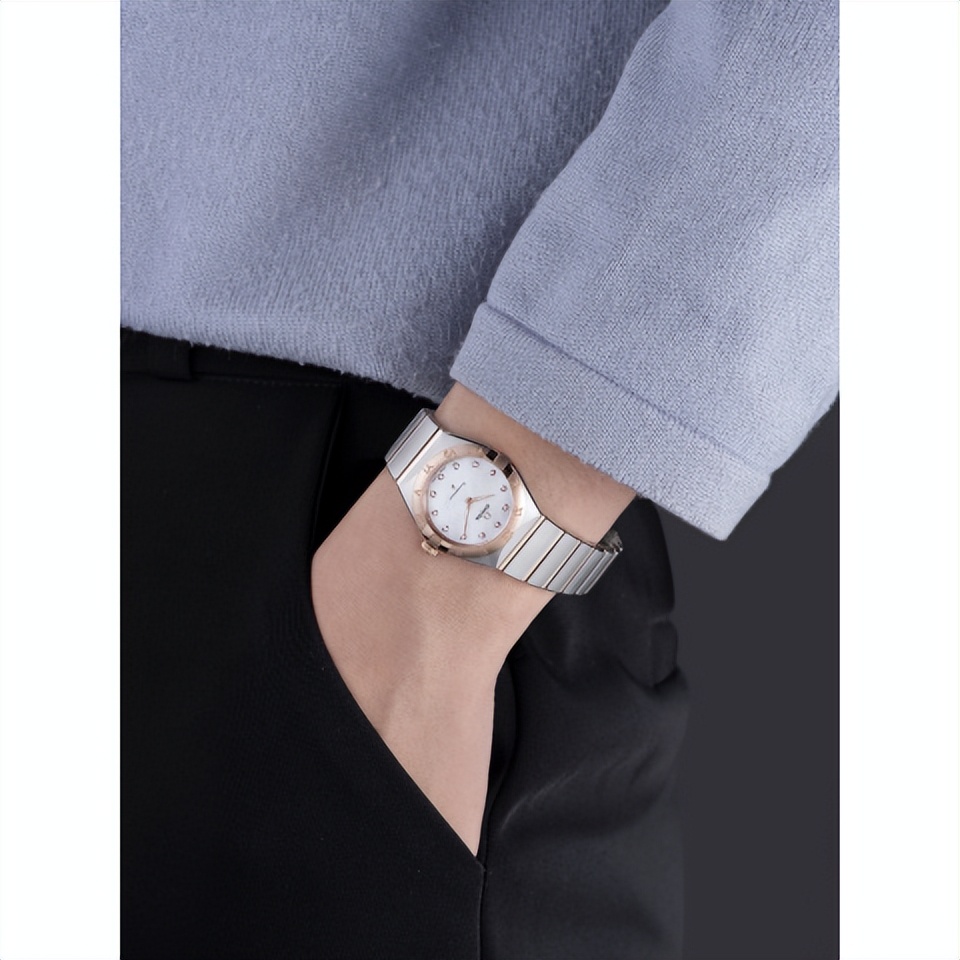 40岁女人适合戴什么风格腕表,中年人适合戴什么样的腕表