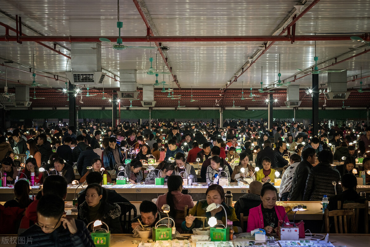 直播间买珠宝翡翠靠谱吗？价格和品质怎么样？