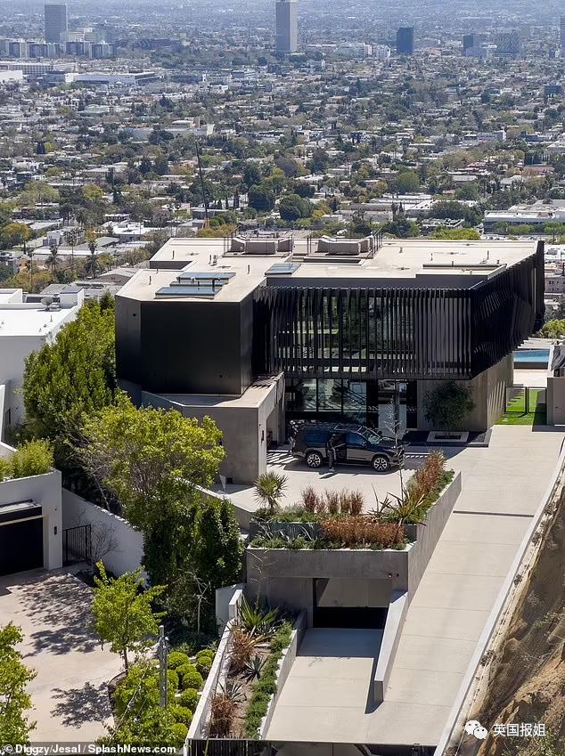 英国男子中彩票挥霍一空,男子买彩票中奖2.19亿元