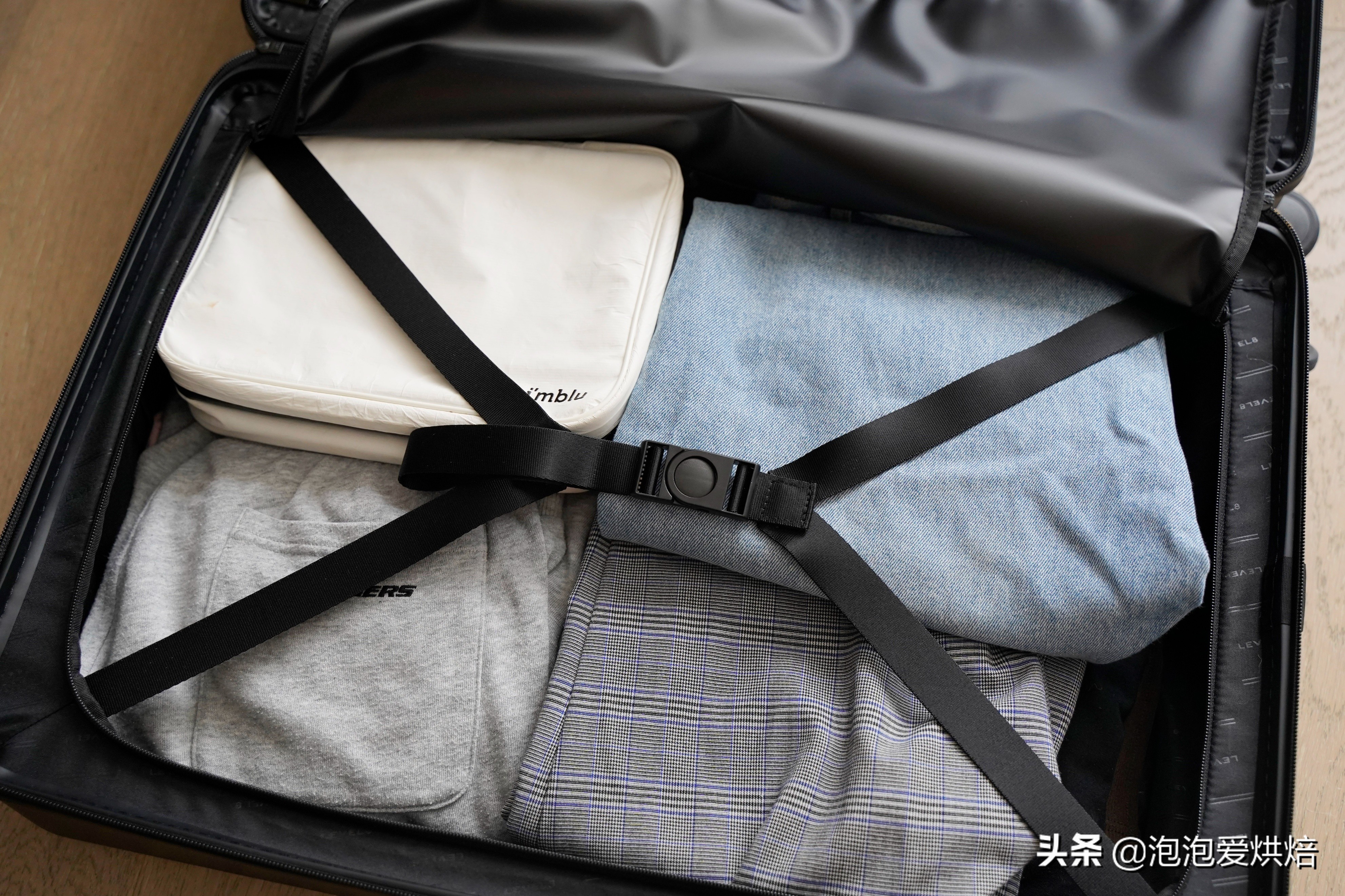 地平线8号全能商务旅行箱 (地平线8号商务旅行箱旗舰版)