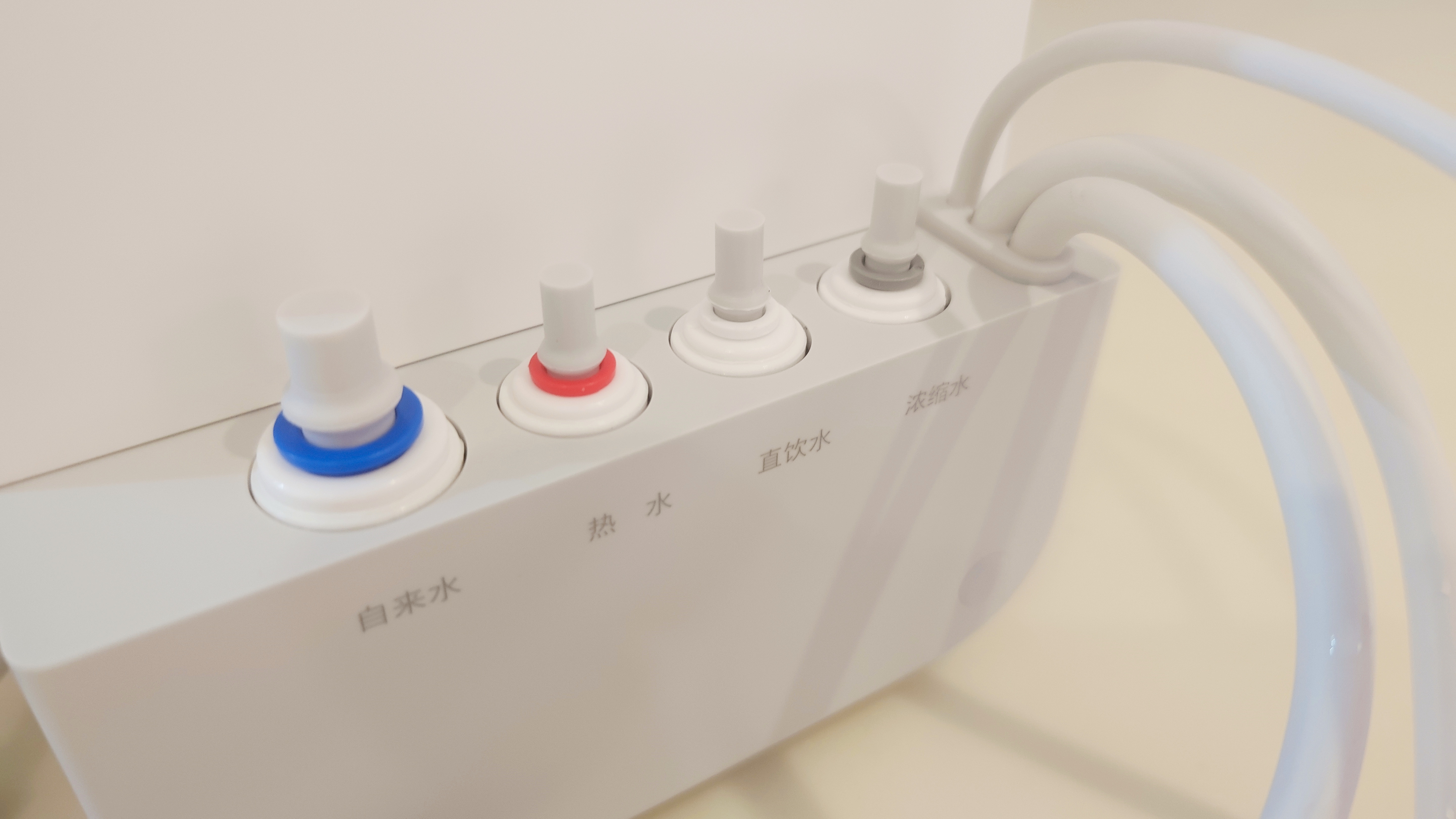 家用净水器带罐和不带罐哪个好,净水机带储水桶还是不带储水桶好