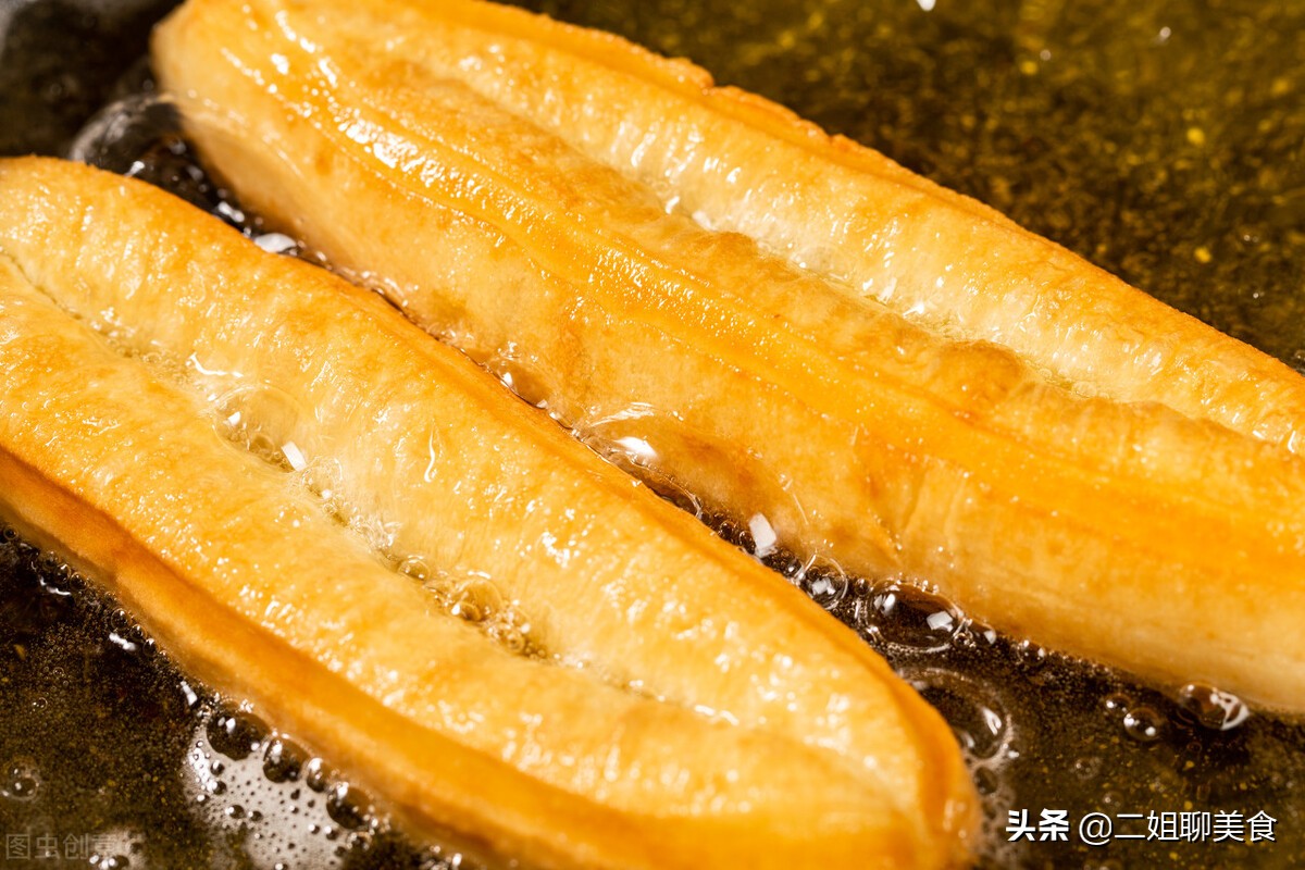 茴香小油条的做法和配方酥脆蓬松,商用油条怎么做到蓬松酥脆条数多