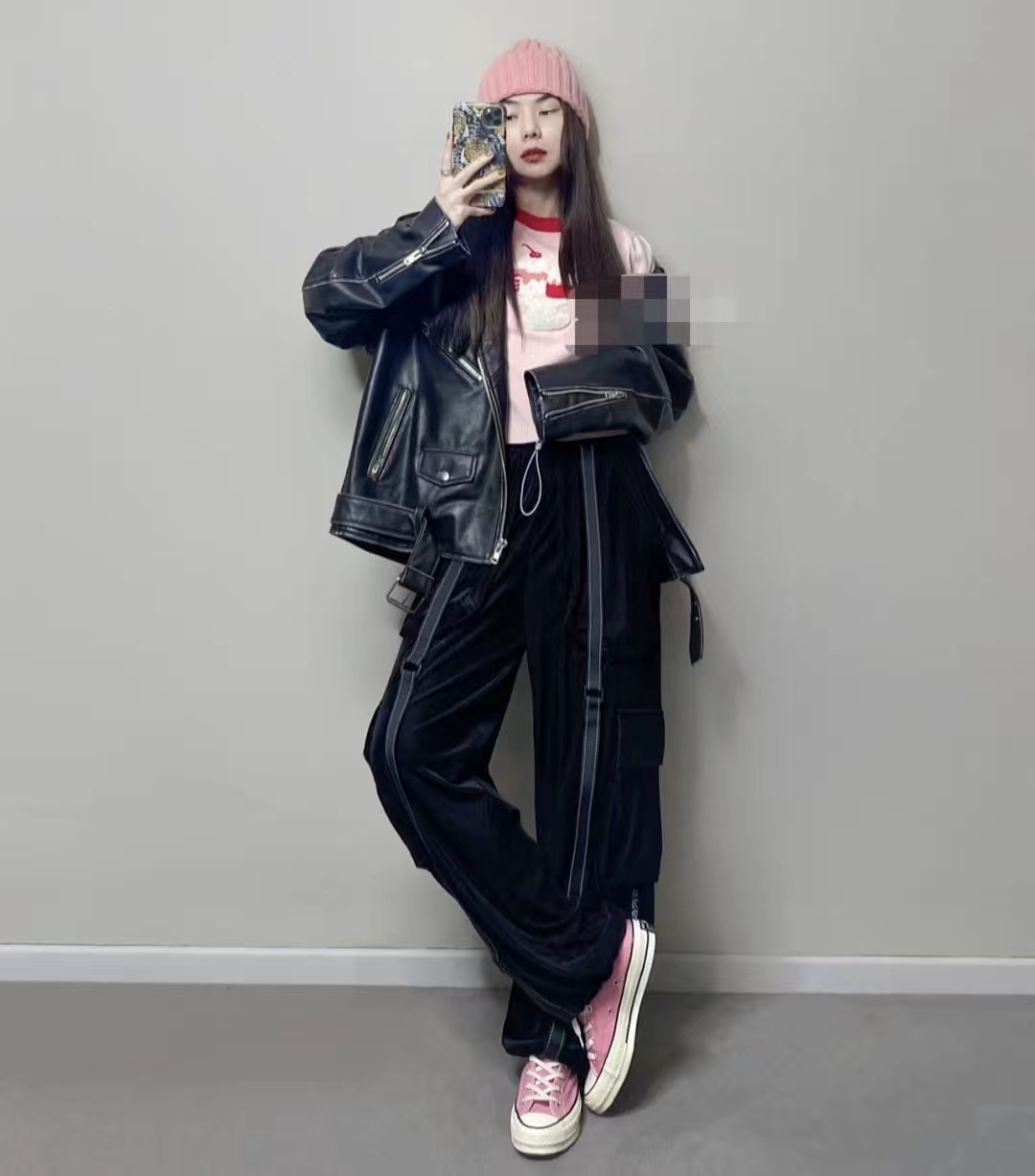 秋冬黑色宽松皮衣两件套,40-50岁洋气皮衣套装