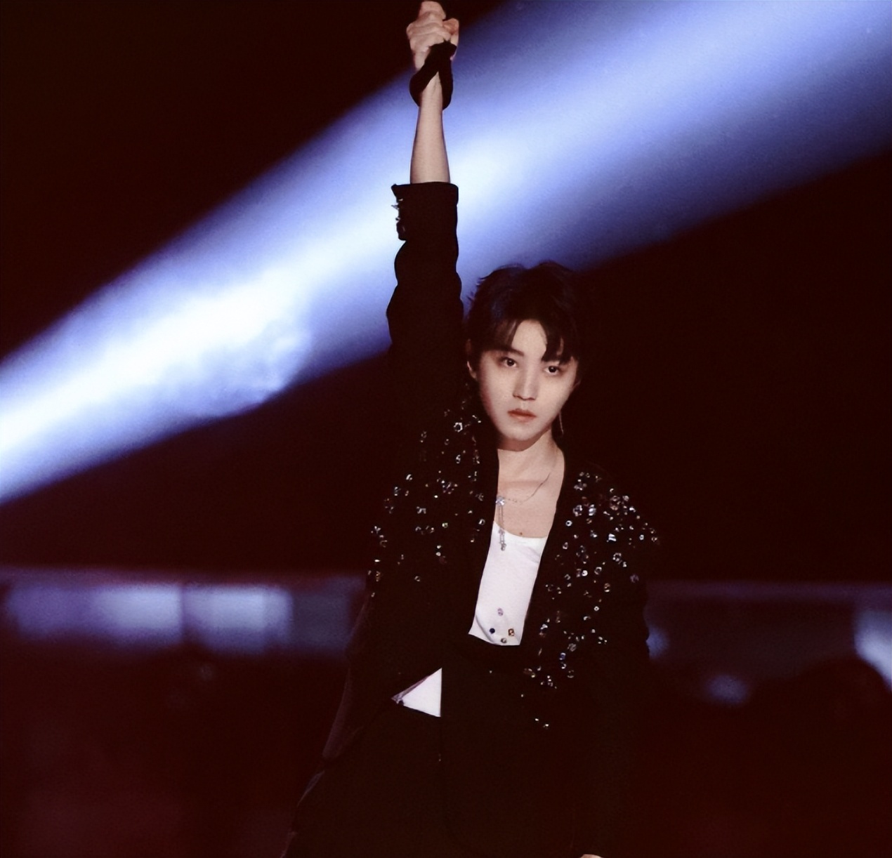 今年央视和湖南跨年哪个好,湖南卫视跨年晚会央视一套