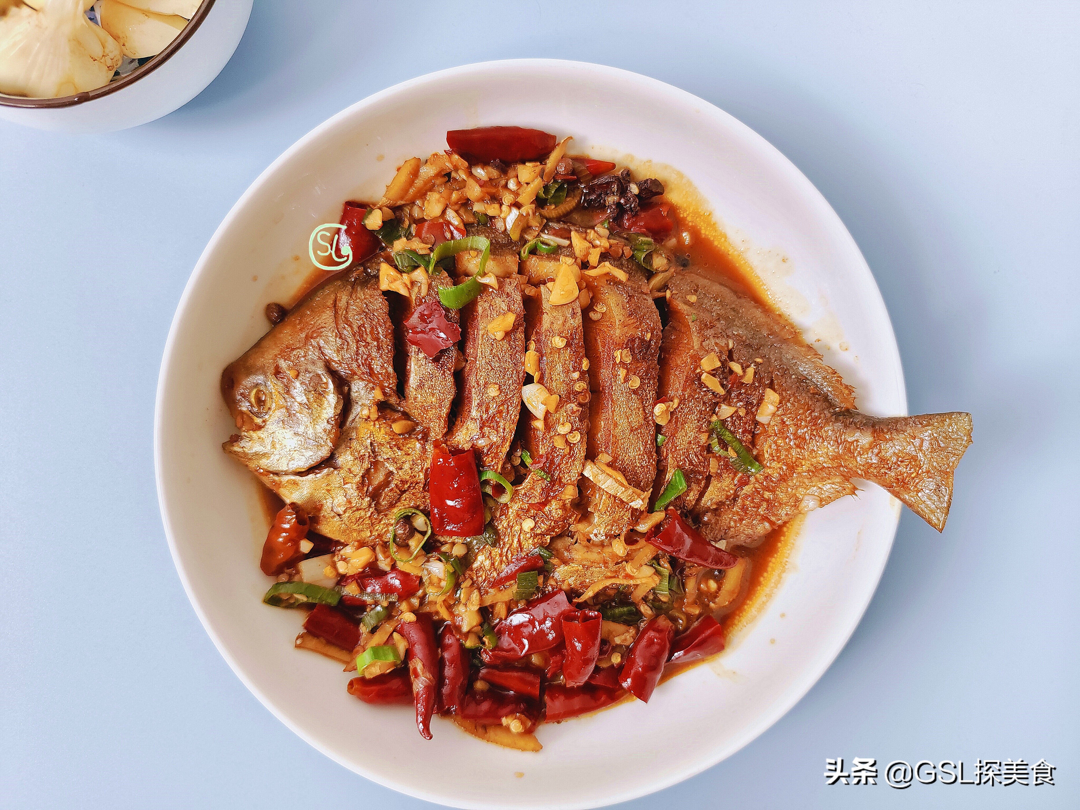 红烧鲳鱼这样做味道鲜美堪称一绝,红烧鲳鱼最正宗的做法