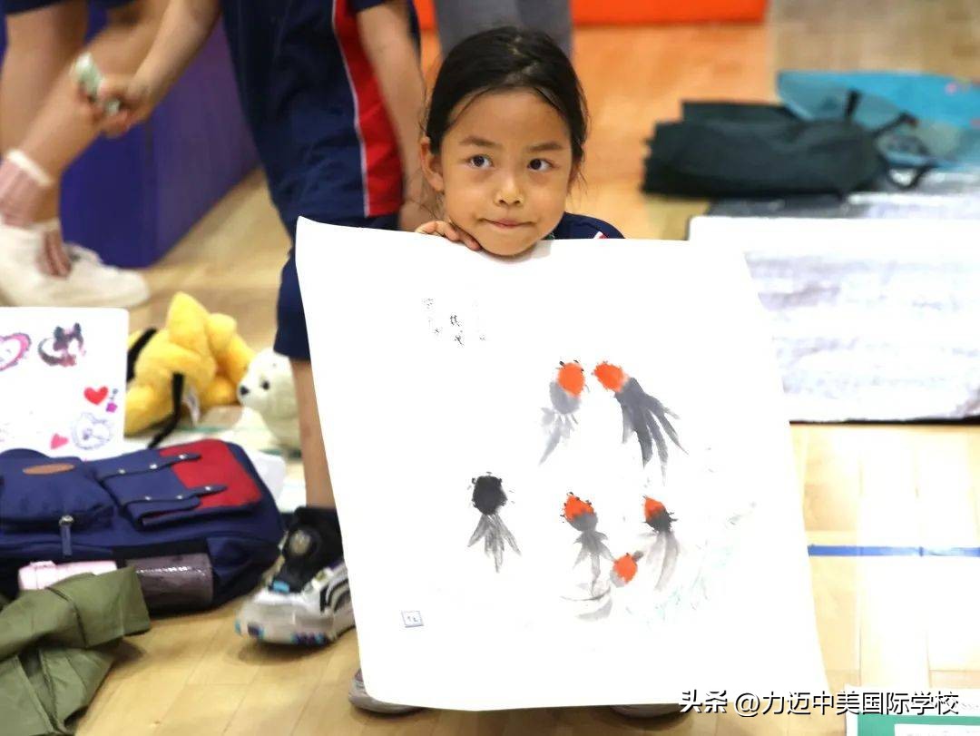 以爱之名公益活动,以爱为名公益义卖