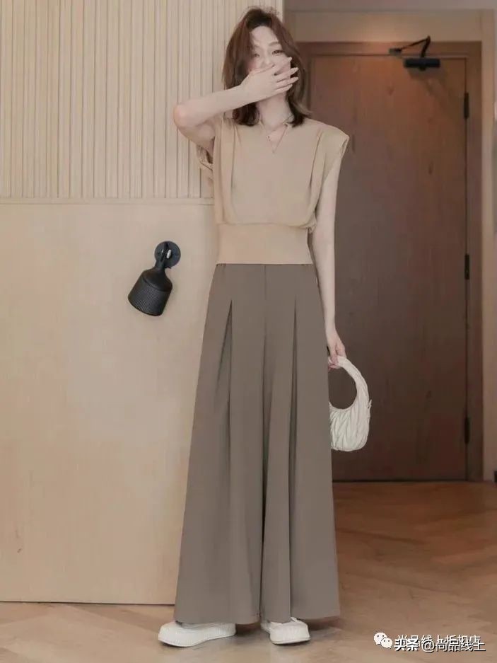 【伊华·欧秀EVAOUXIU】一口价139元任选2件,领券299-30、399-50