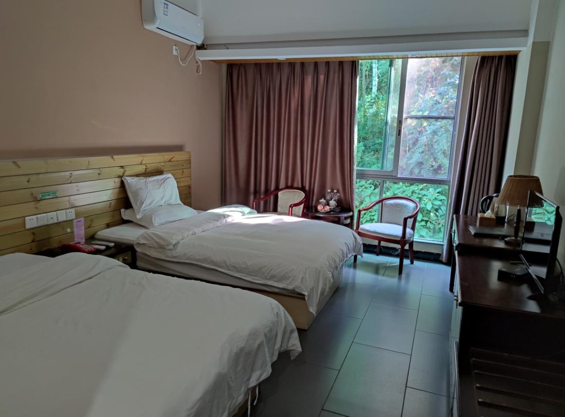 清远避暑温泉山庄,清远森林温泉