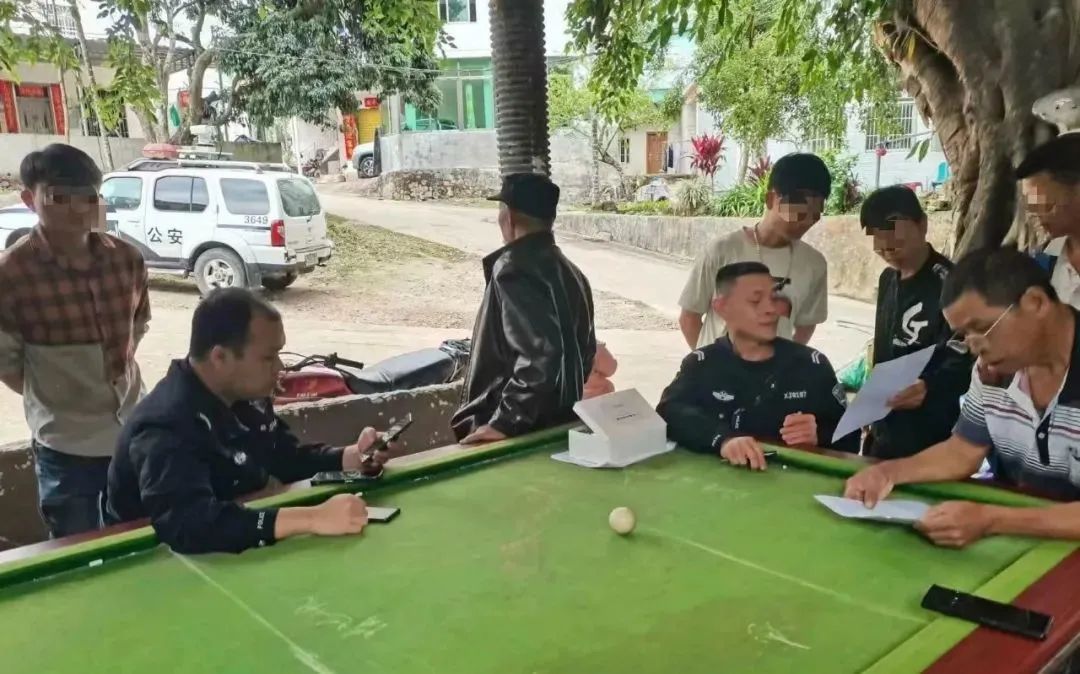 五指山警方：用“八小时外”守护群众的“钱袋子”