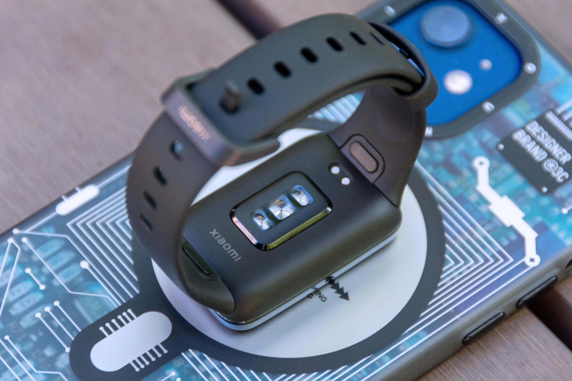 小米手环7pro标准版运动测评,华为7手环和小米7pro手环哪个更好