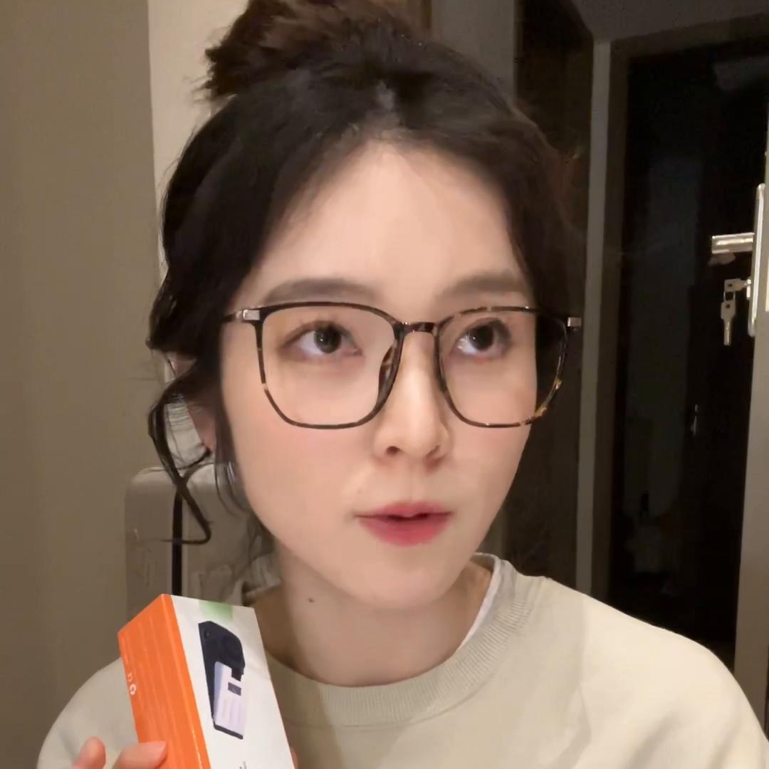 出国旅游必备清单一览表,出国必带行李清单及注意事项