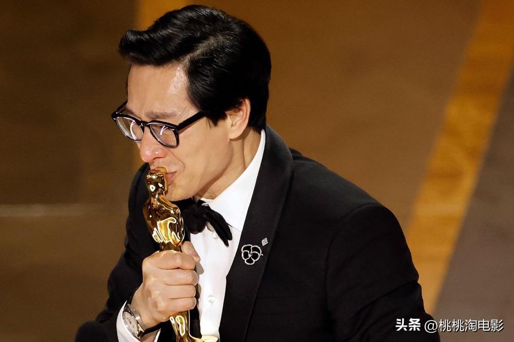 灏忔潕瀛愮粓浜庤幏寰楀ゥ鏂崱褰卞笣,灏忔潕瀛愮粓浜庡緱浜嗗ゥ鏂崱