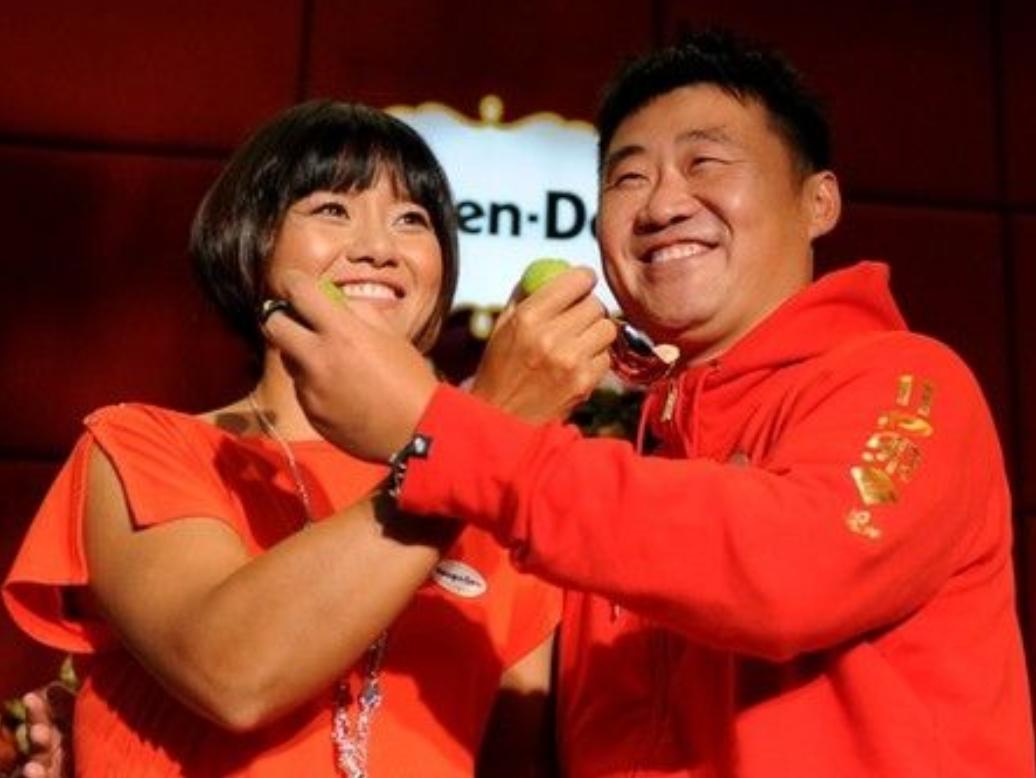 网球天后李娜嫁大2岁姜山,网球李娜结婚视频