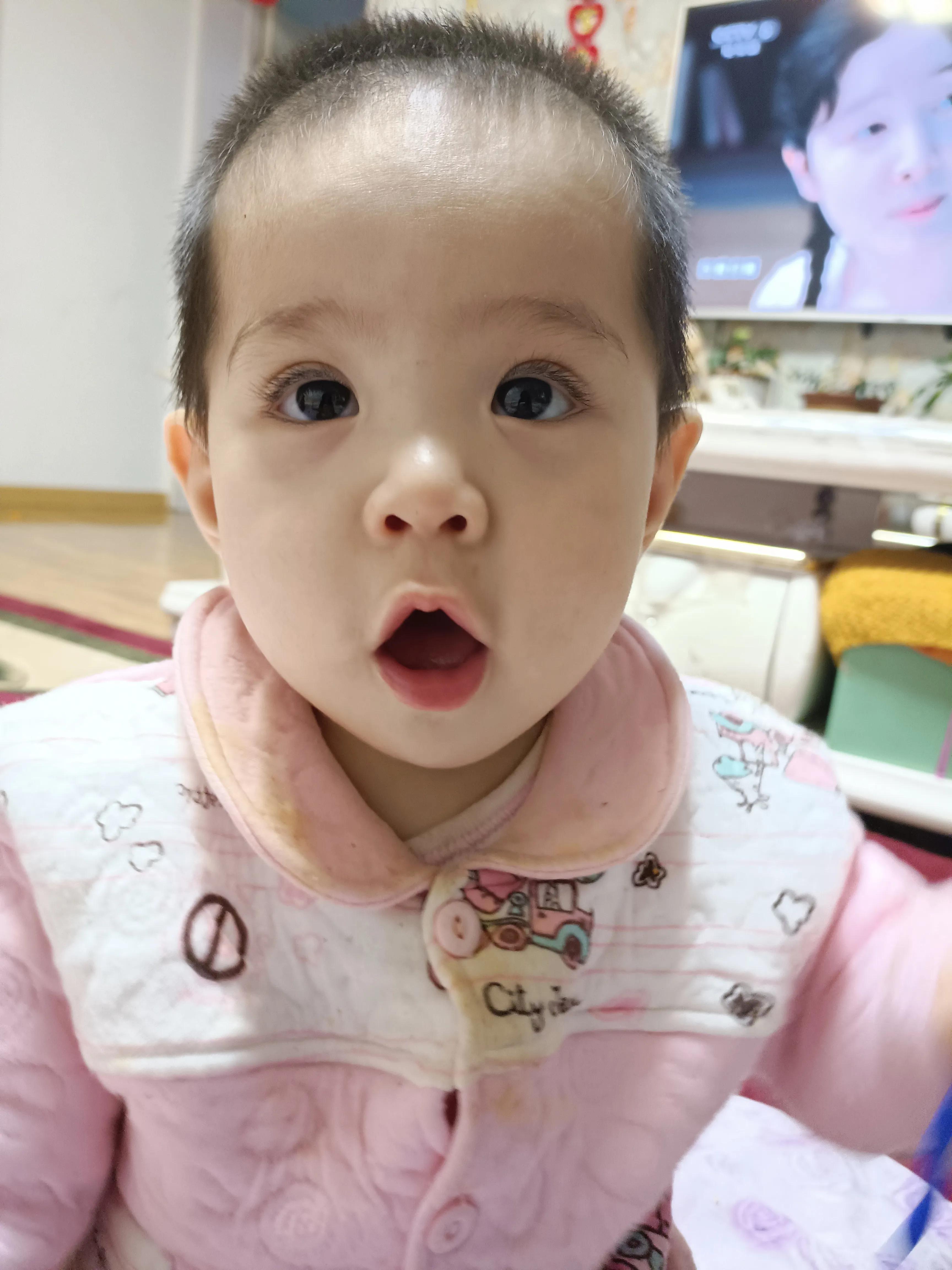 三个多月的宝宝突然拉血,四个月八天的孩子拉血