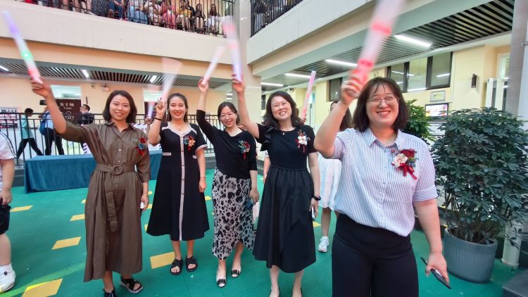 邯郸市荀子实验小学毕业典礼,邯郸市荀子实验小学有毕业生了吗