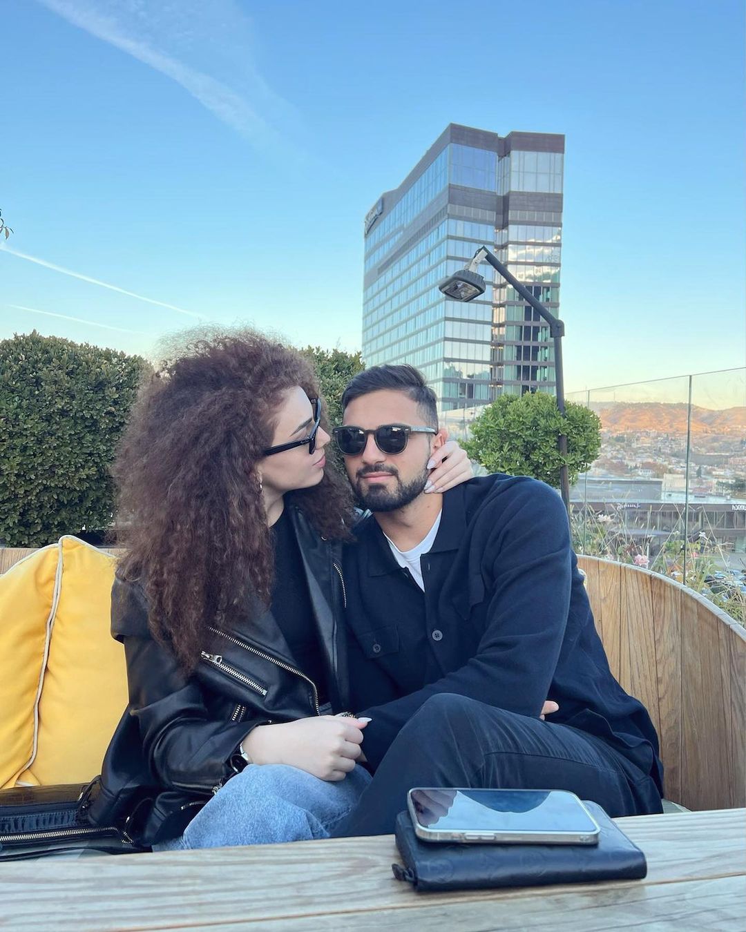 职场失意，情场得意！一起来认识下未来西甲最佳门将的女友