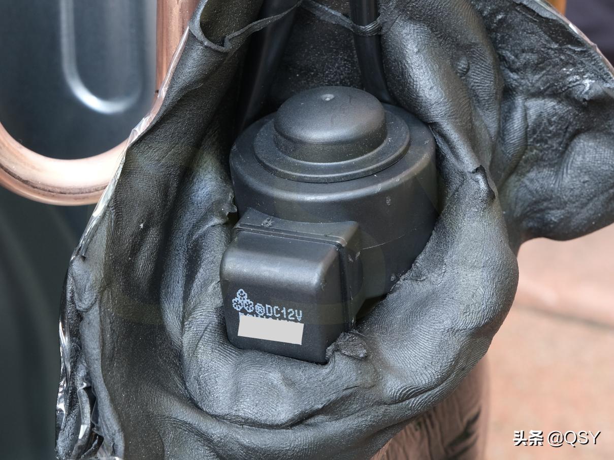 拆华凌空调N8HL11.5匹新一级单排外机带电子膨胀阀