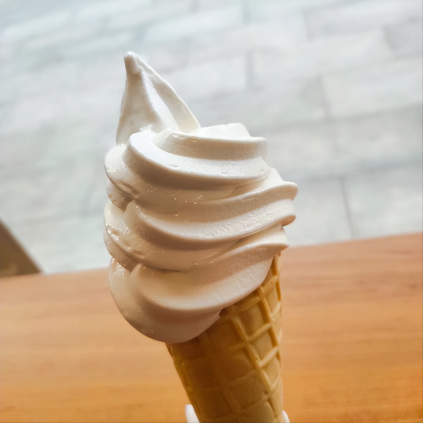 蜜雪冰城“*局骗**”：年挣20亿，竟不是靠的卖奶茶？店员透露出实情