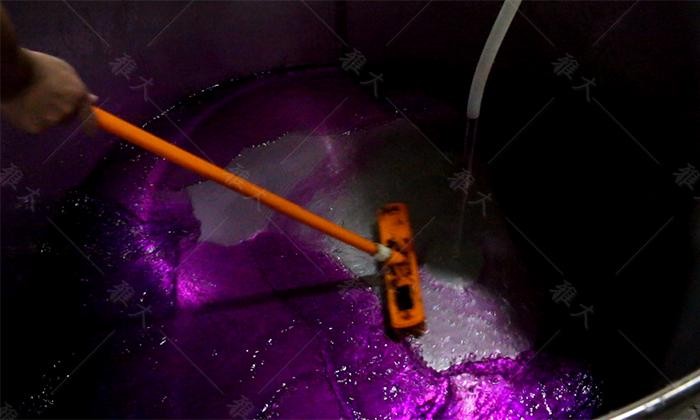 自酿米酒长白毛可以吃吗,长白毛的米酒还能酿酒吗