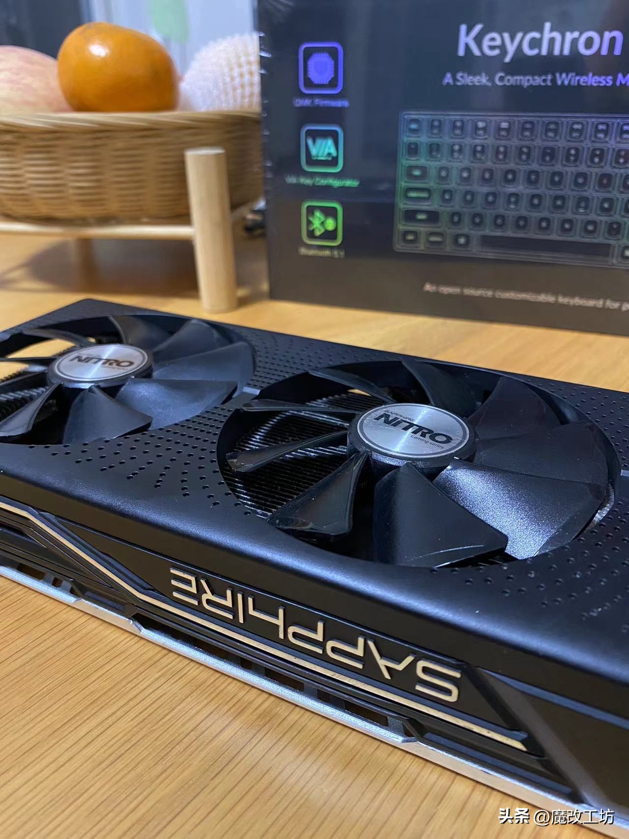 8年时间!AMD埃尔斯米尔岛核心FF修订8GB显卡终于开核破解2048SP