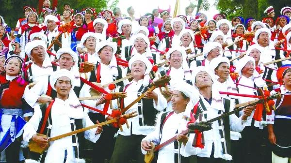 人民日报为莫言站台吗,在人民日报撰文谈莫言